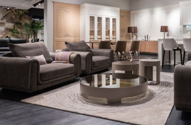 combinar parquet gris y muebles