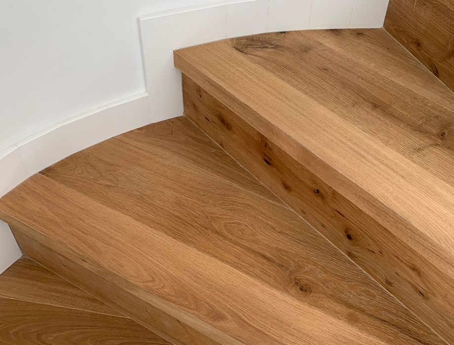 Escalera de parquet