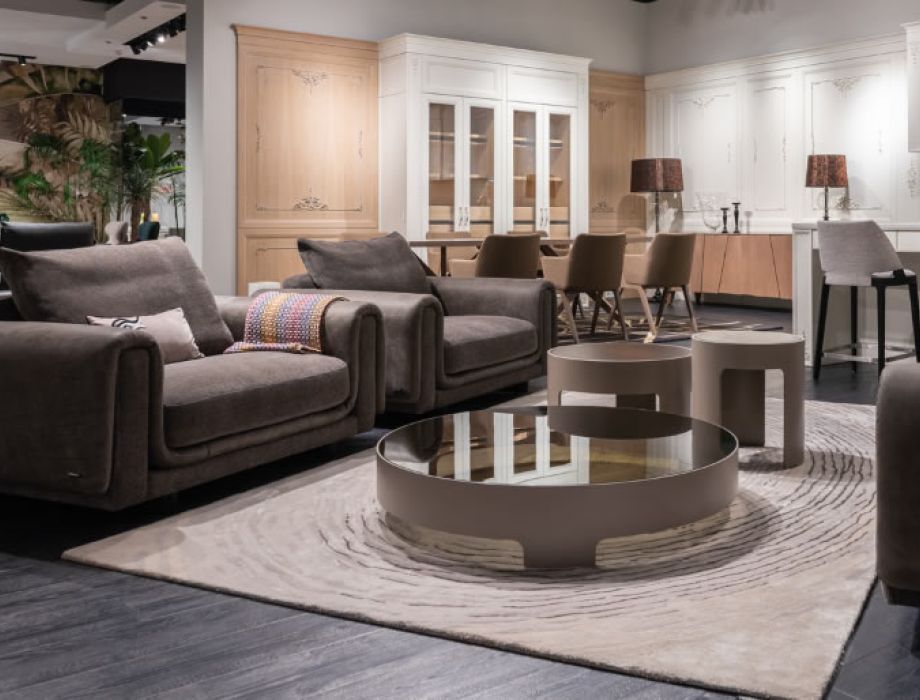combinar parquet gris y muebles